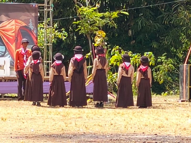 KEGIATAN PELAKSANAAN PERKRMAHAN PRAMUKA SD NEGERI 3 ALASTENGAH